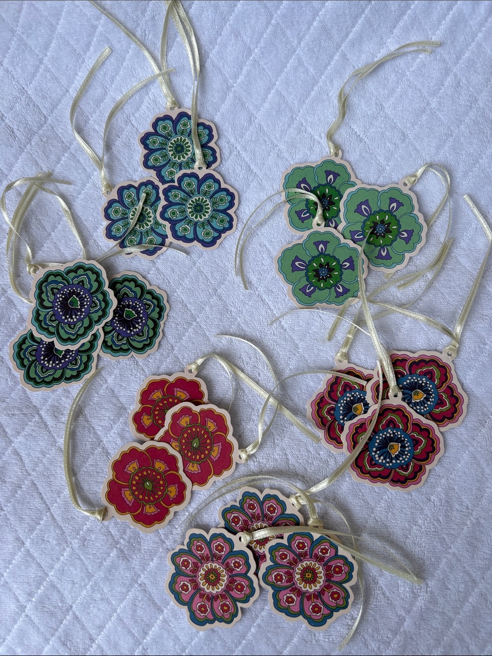Vera Bradley Floral Paper Gift Tag Set — Green, Blue, Purple, Red, Pink, Cream